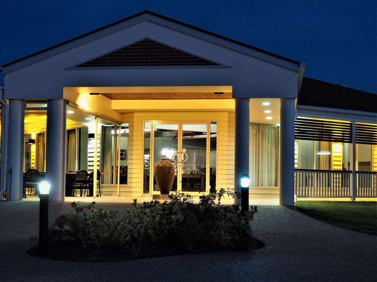 Pittsworth Motor Inn Bagian luar foto