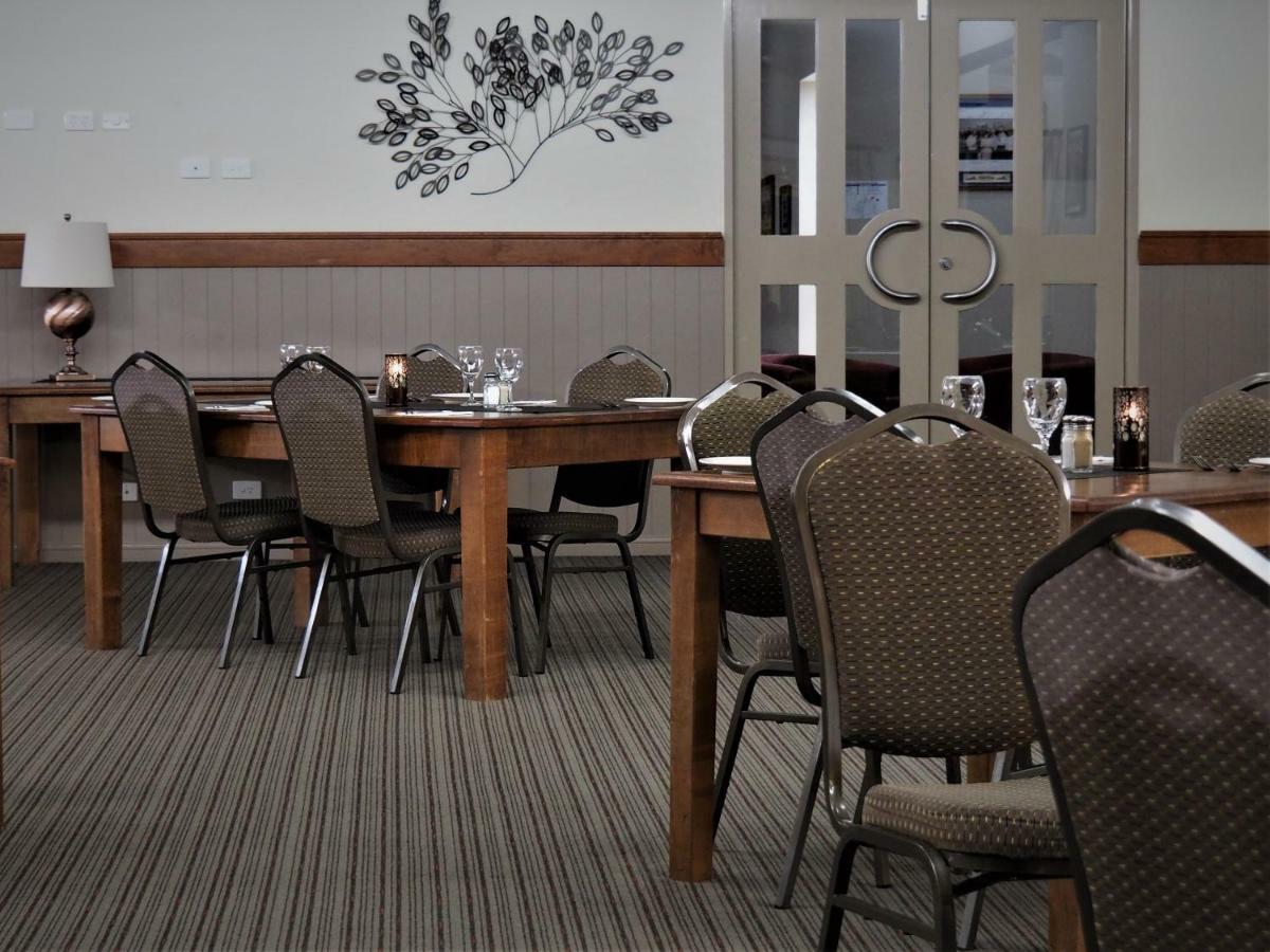 Pittsworth Motor Inn Bagian luar foto