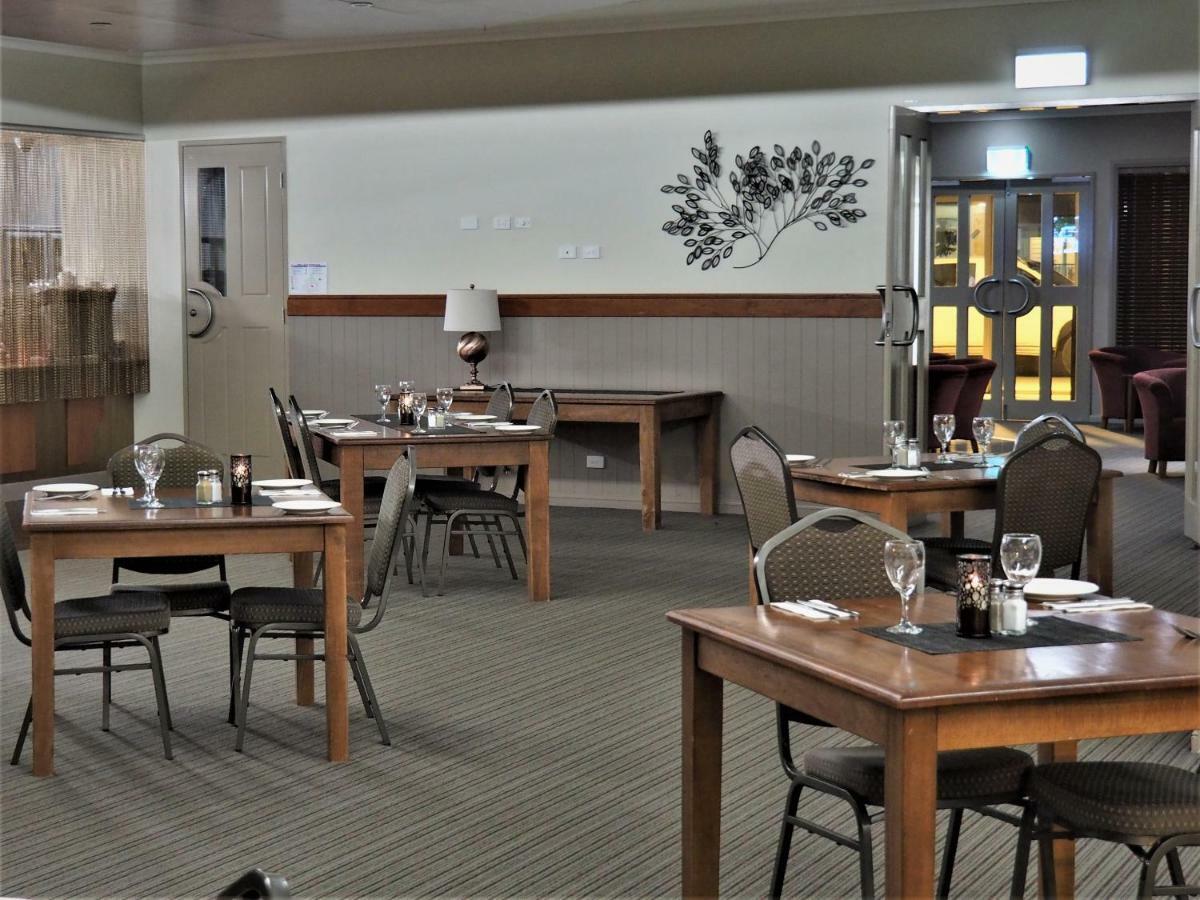 Pittsworth Motor Inn Bagian luar foto
